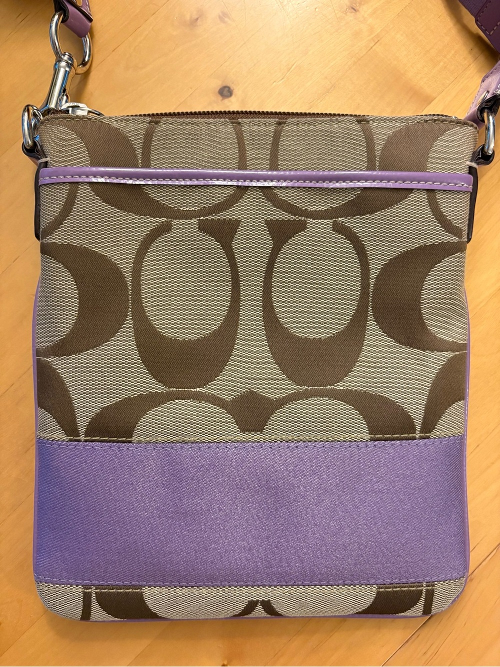 SOLD! Coach Signature File Crossbody Swingpack Khaki Lavender Purple